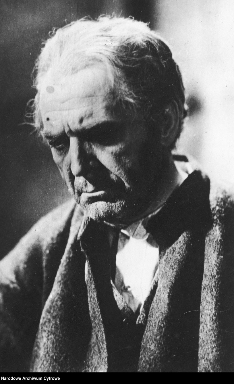 Kazimierz Junosza-Stępowski in the film "Znachor" (1937) /From the archives of the National Digital Archives