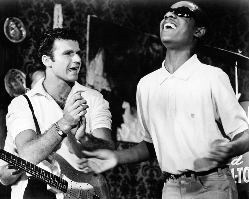 Dick Dale alongside Stevie Wonder /Silver Screen Collection /Getty Images