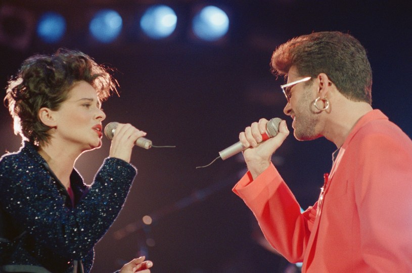 Lisa Stansfield on stage with George Michael /Mirrorpix/Mirrorpix /Getty Images